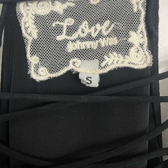 Johnny Was Love Black Velvet and Silk Top - Picture 6 of 9